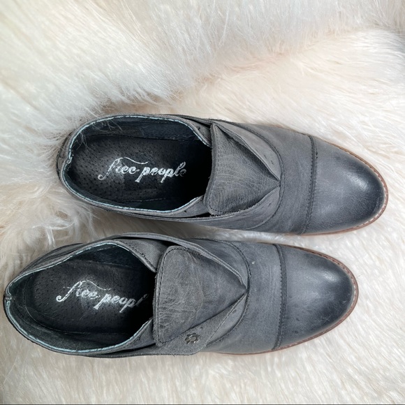 Free People Leather Slip On Oxford Shoe Distressed Gray (Sz 6) - Picture 6 of 6